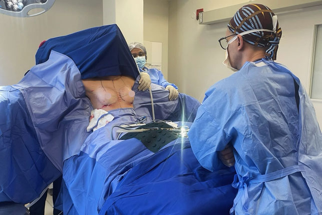 How to Choose the Right Breast Enlargement Surgeon and Facility in Cape Town